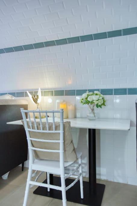 Le Nid Parisien Triplex Cosy Et Chaleureux Apartment Екстериор снимка