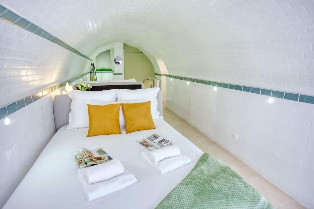 Le Nid Parisien Triplex Cosy Et Chaleureux Apartment Екстериор снимка