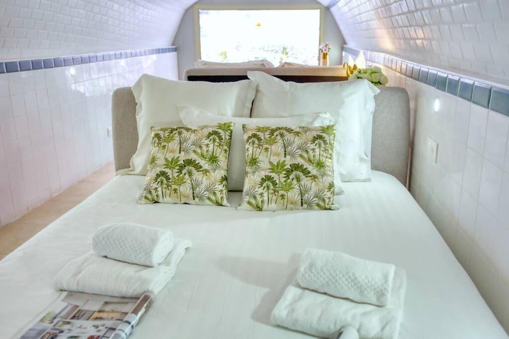 Le Nid Parisien Triplex Cosy Et Chaleureux Apartment Екстериор снимка