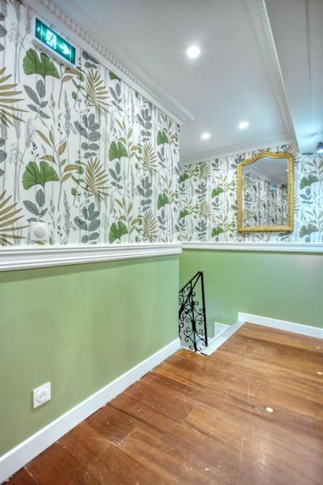 Le Nid Parisien Triplex Cosy Et Chaleureux Apartment Екстериор снимка
