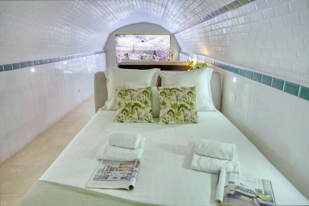 Le Nid Parisien Triplex Cosy Et Chaleureux Apartment Екстериор снимка