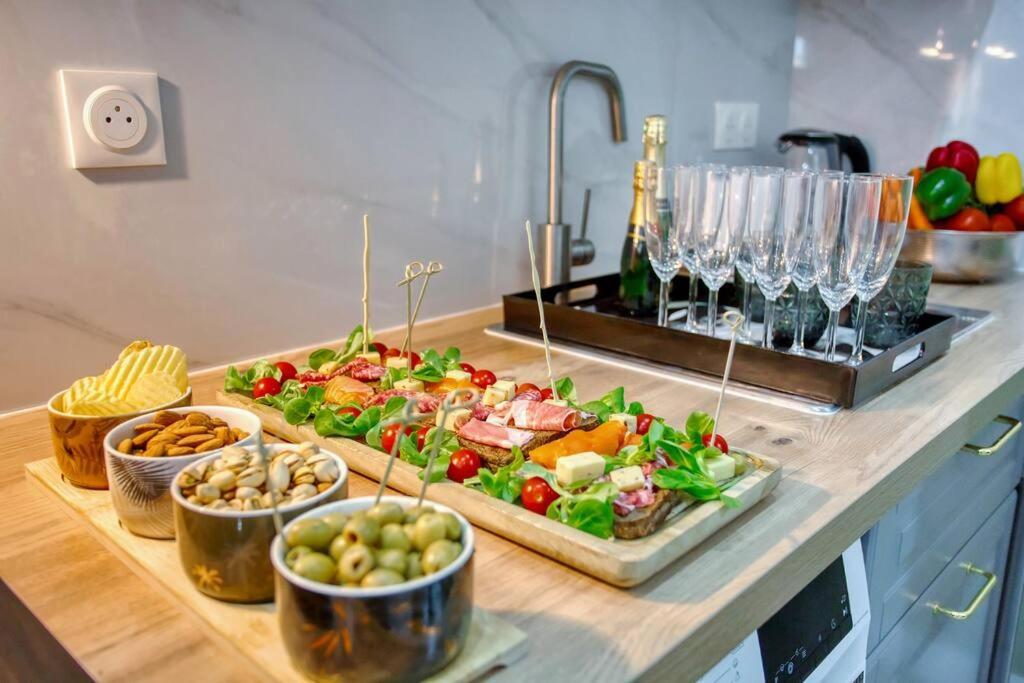 Le Nid Parisien Triplex Cosy Et Chaleureux Apartment Екстериор снимка
