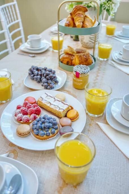 Le Nid Parisien Triplex Cosy Et Chaleureux Apartment Екстериор снимка